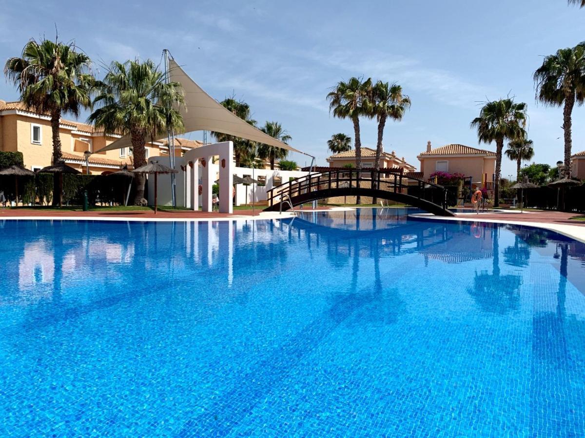 维拉Marinas Sol - Tu Hogar Con Jardin Privado!公寓 外观 照片