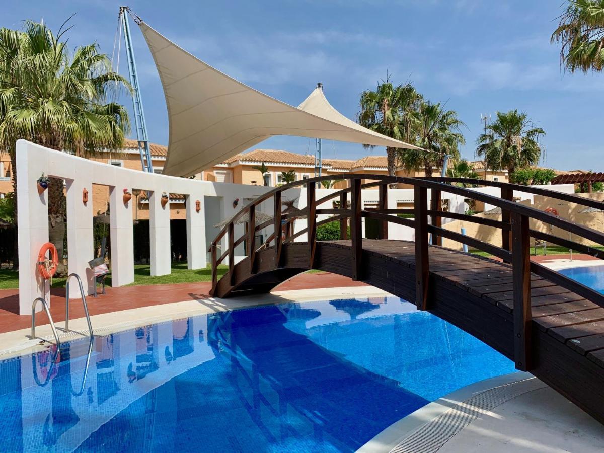维拉Marinas Sol - Tu Hogar Con Jardin Privado!公寓 外观 照片